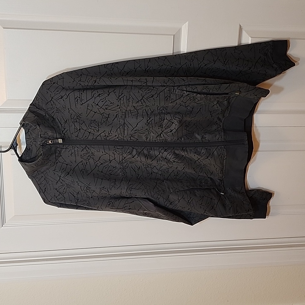 Lululemon graphic light jacket